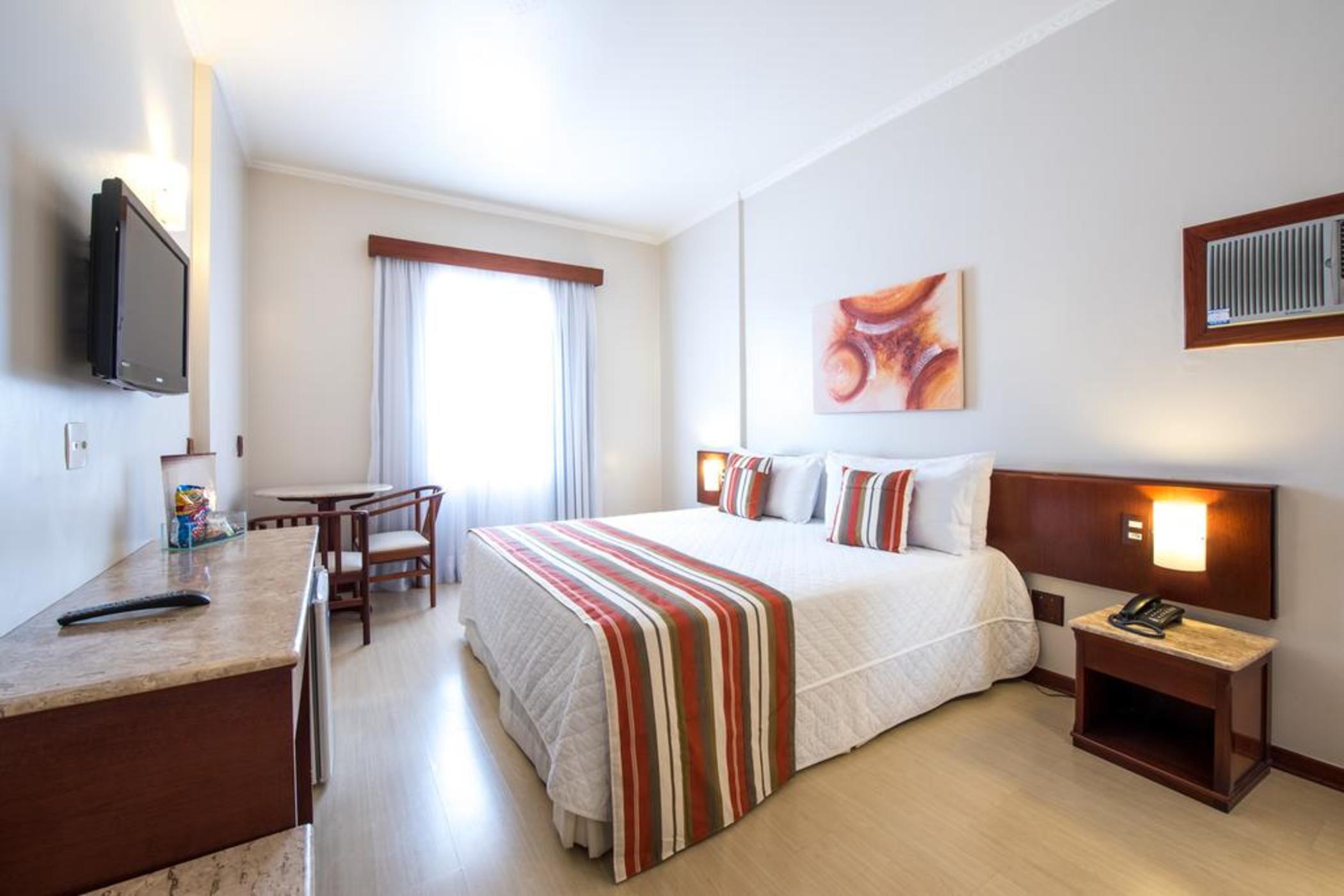Hotel Carlton Plaza Pocos de Caldas Exterior photo
