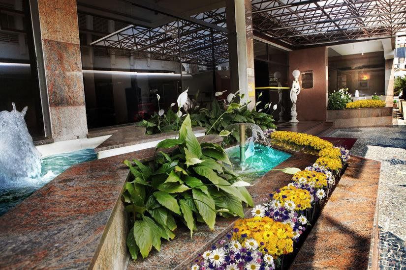 Hotel Carlton Plaza Pocos de Caldas Exterior photo