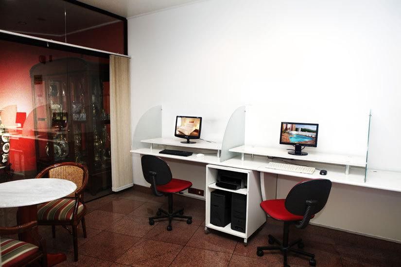 Hotel Carlton Plaza Pocos de Caldas Exterior photo