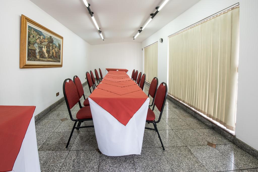 Hotel Carlton Plaza Pocos de Caldas Exterior photo