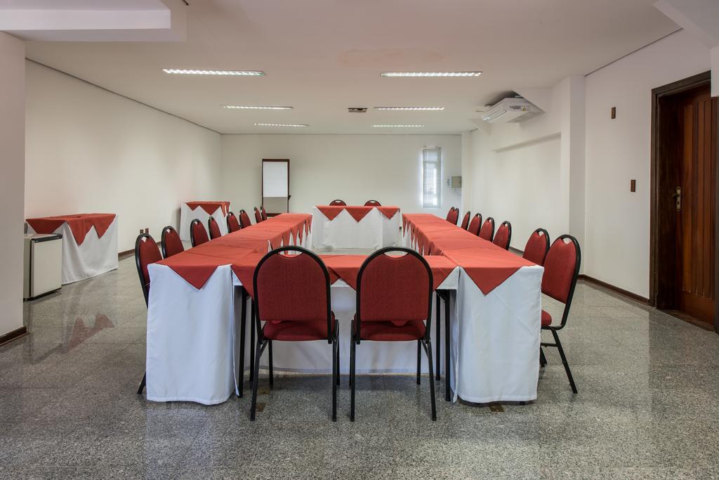 Hotel Carlton Plaza Pocos de Caldas Exterior photo