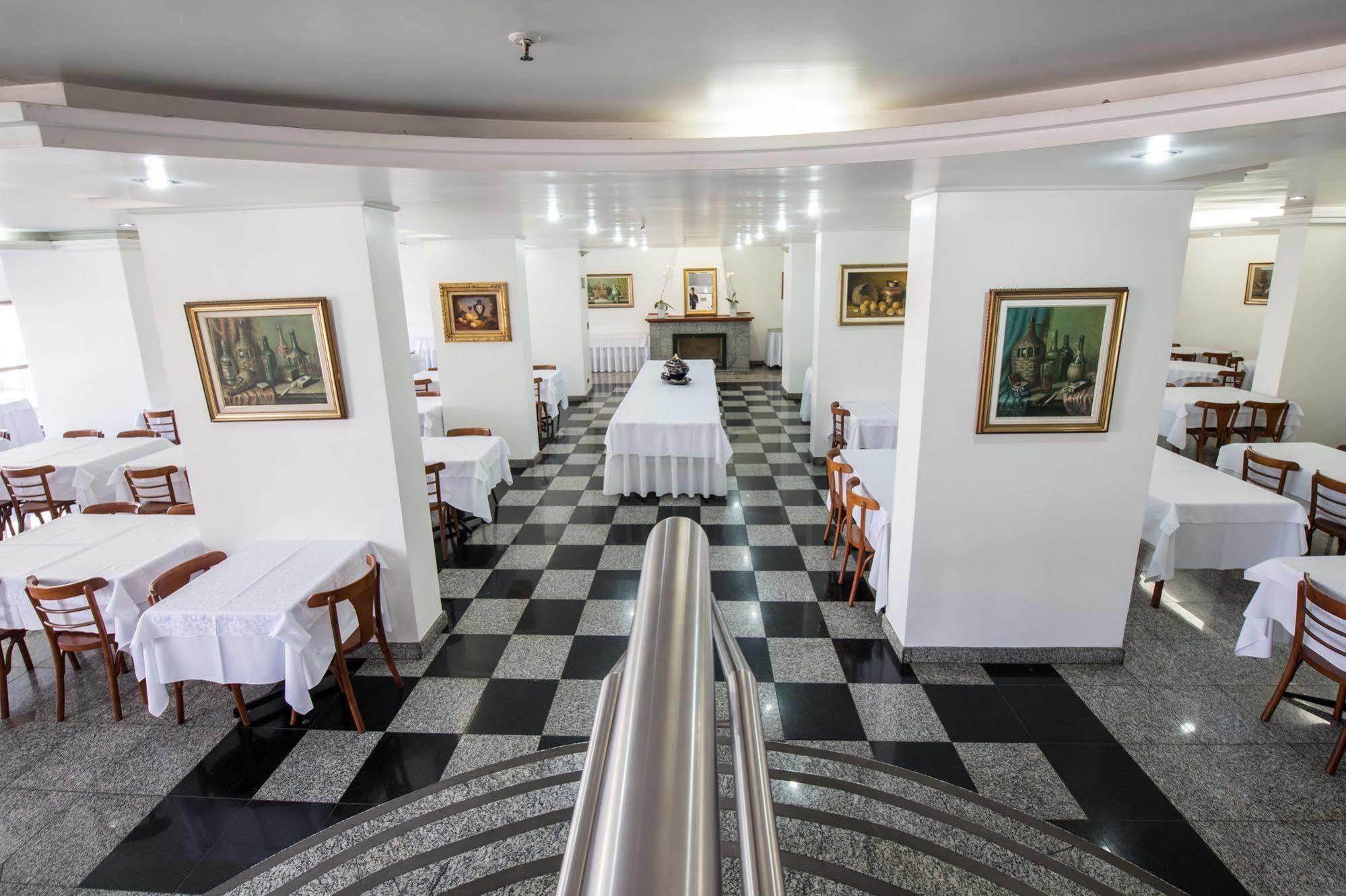 Hotel Carlton Plaza Pocos de Caldas Exterior photo