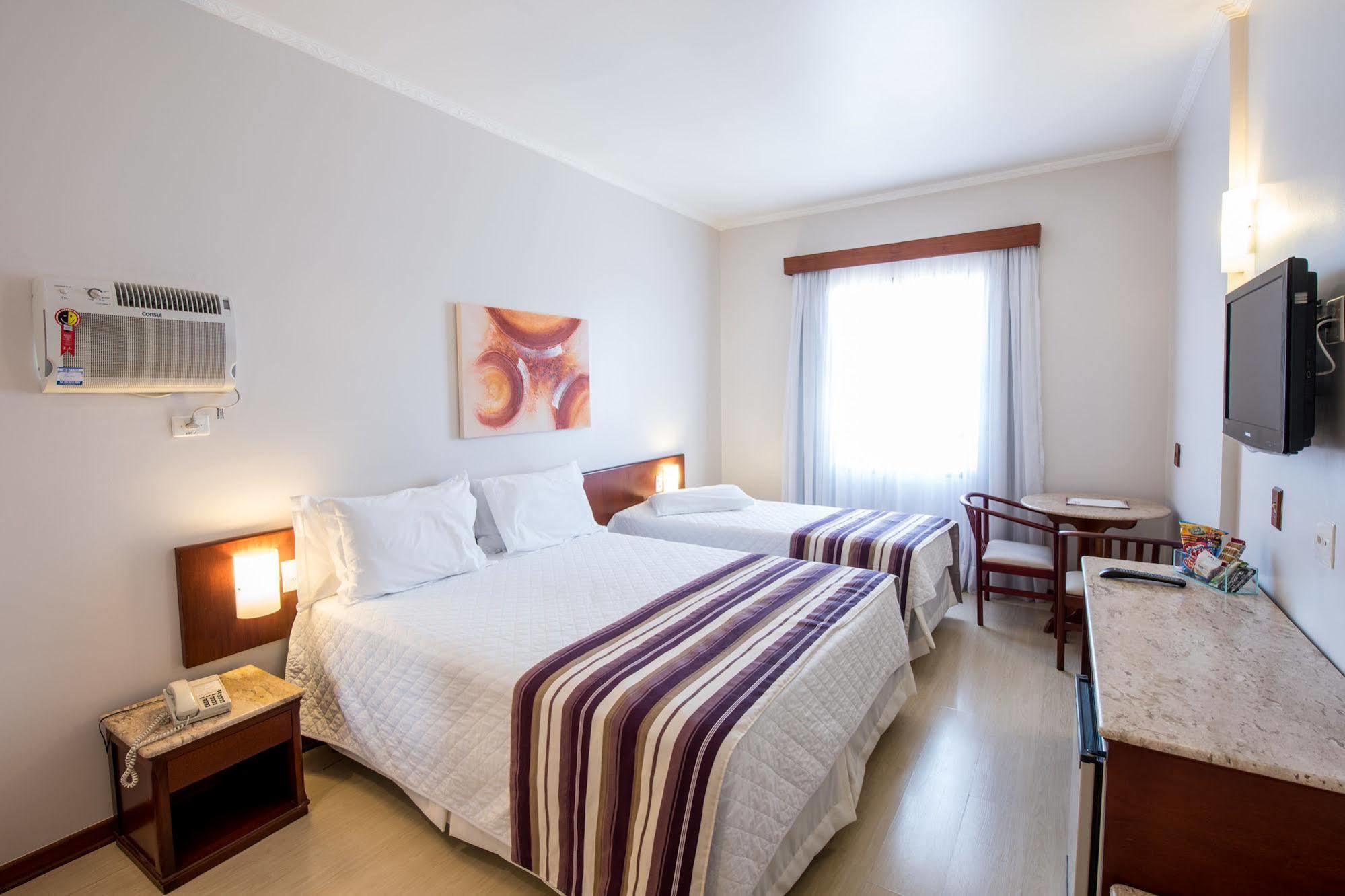 Hotel Carlton Plaza Pocos de Caldas Exterior photo
