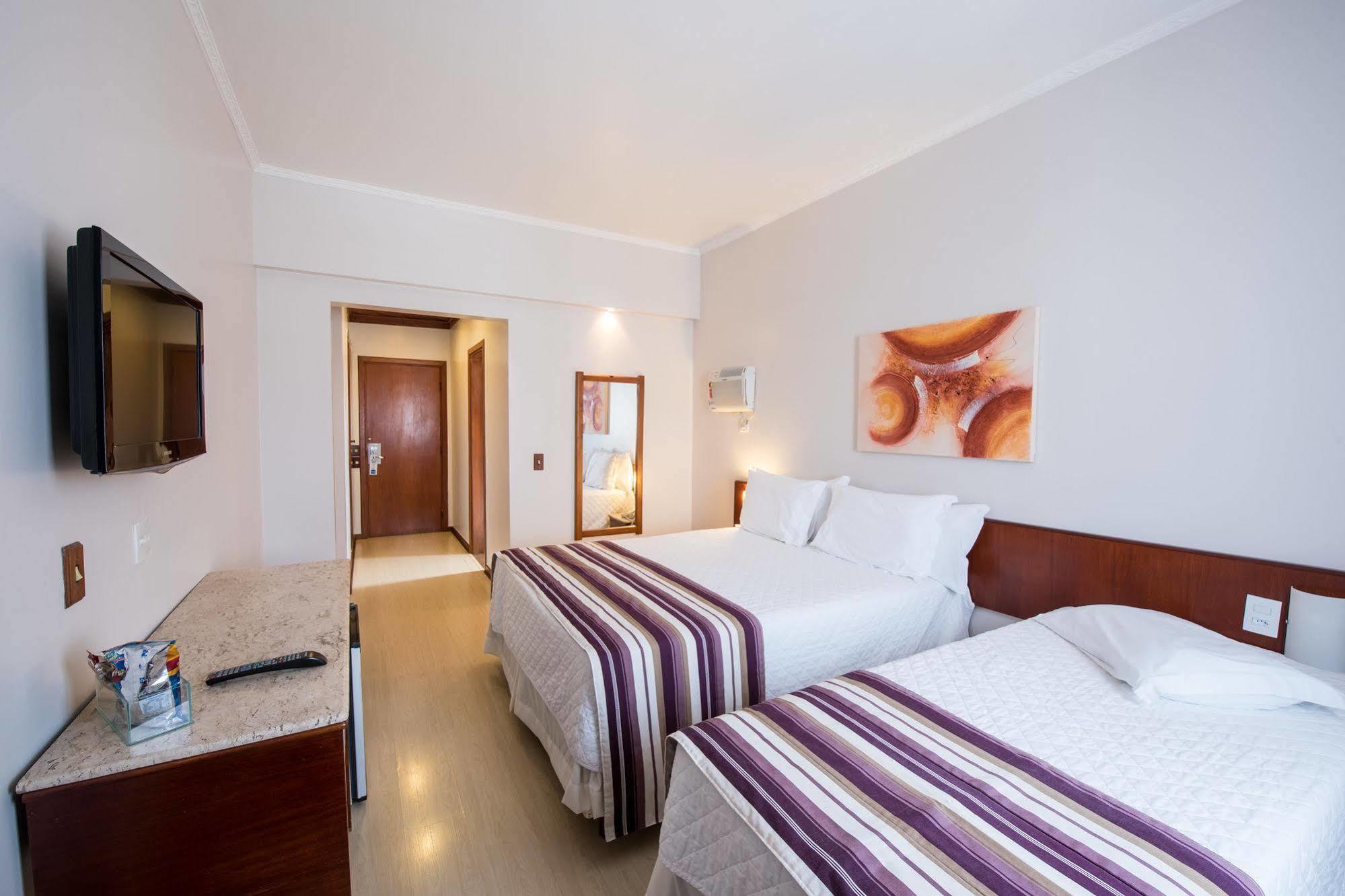 Hotel Carlton Plaza Pocos de Caldas Exterior photo