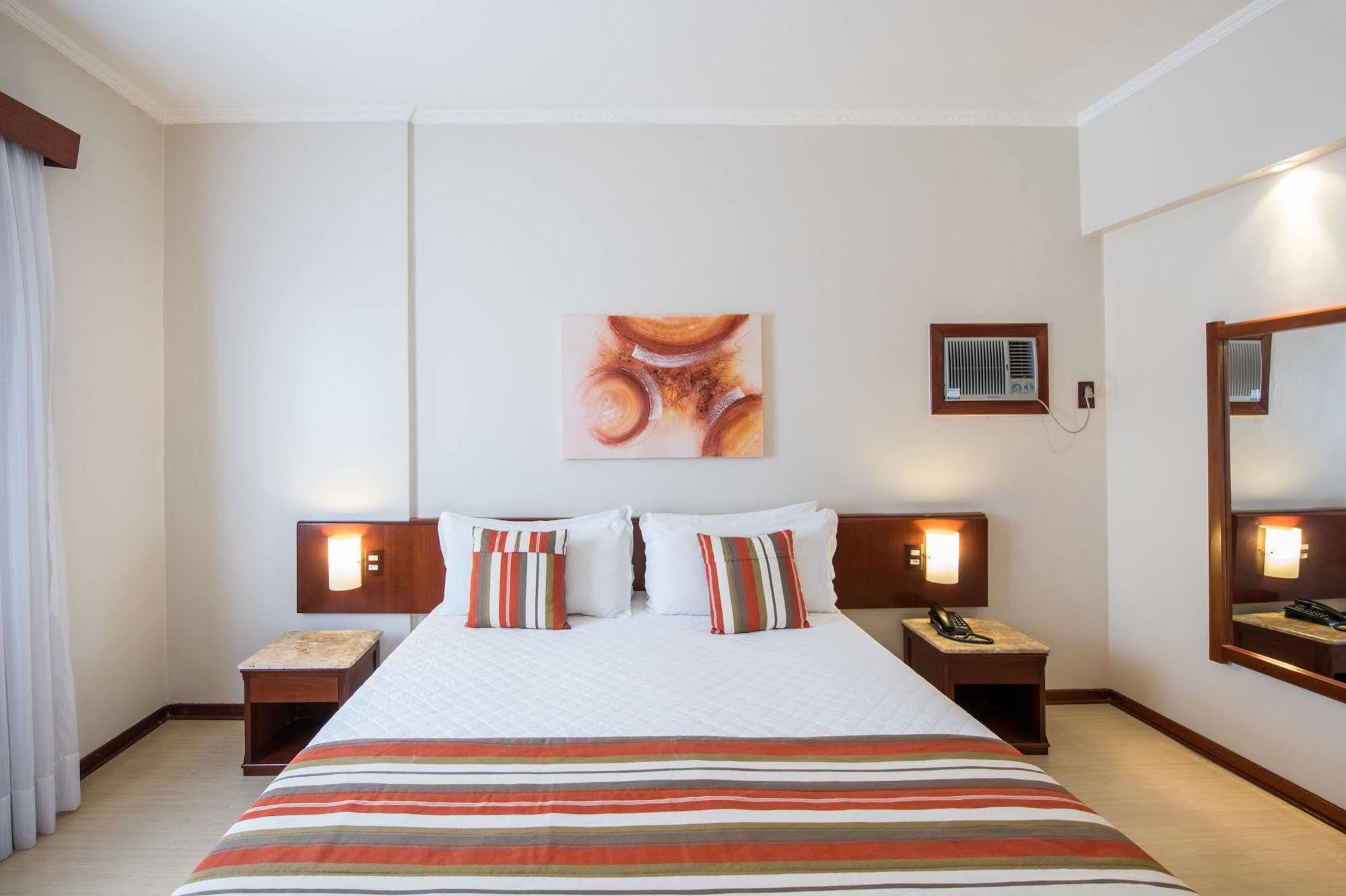 Hotel Carlton Plaza Pocos de Caldas Exterior photo