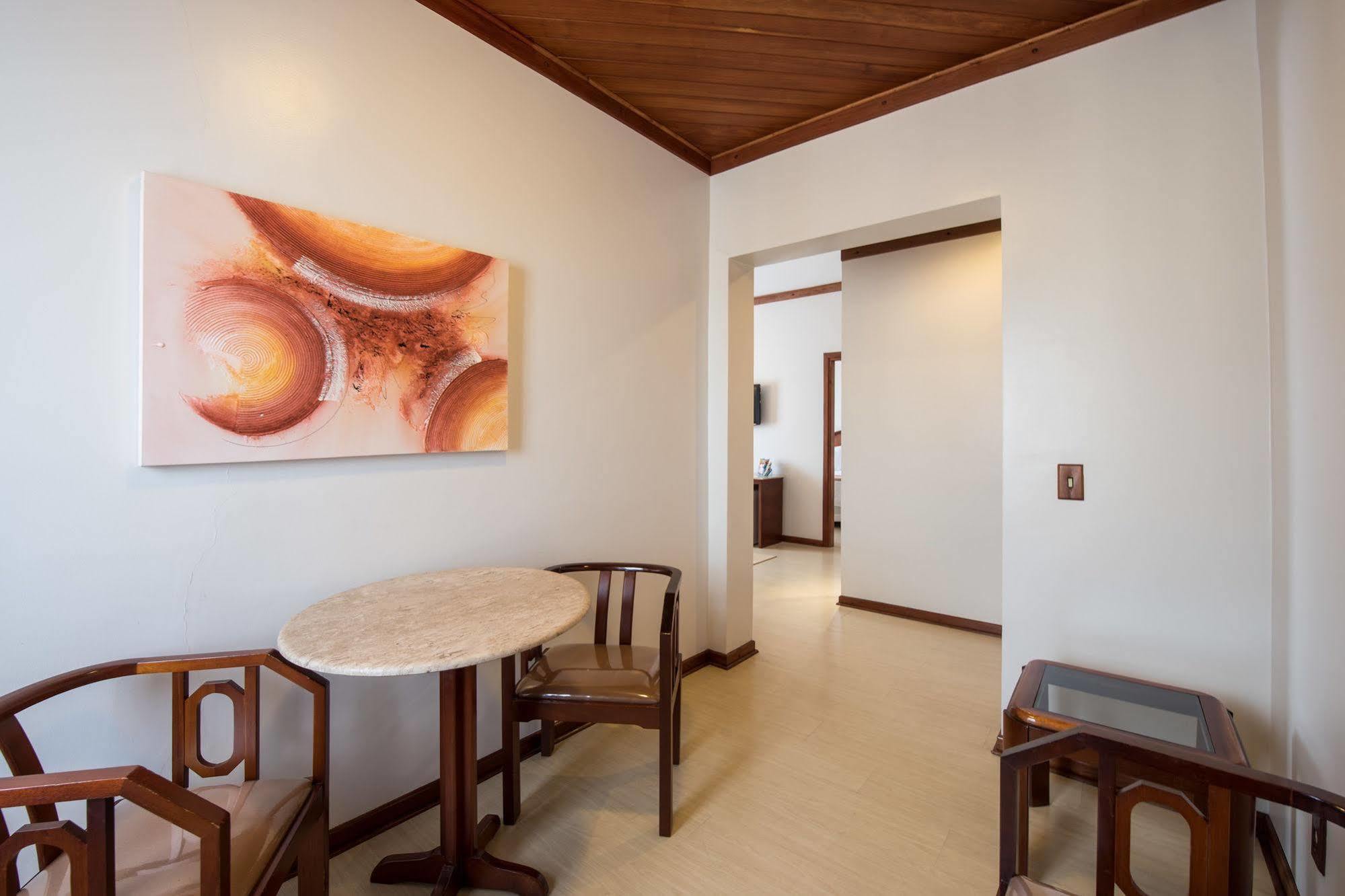 Hotel Carlton Plaza Pocos de Caldas Exterior photo